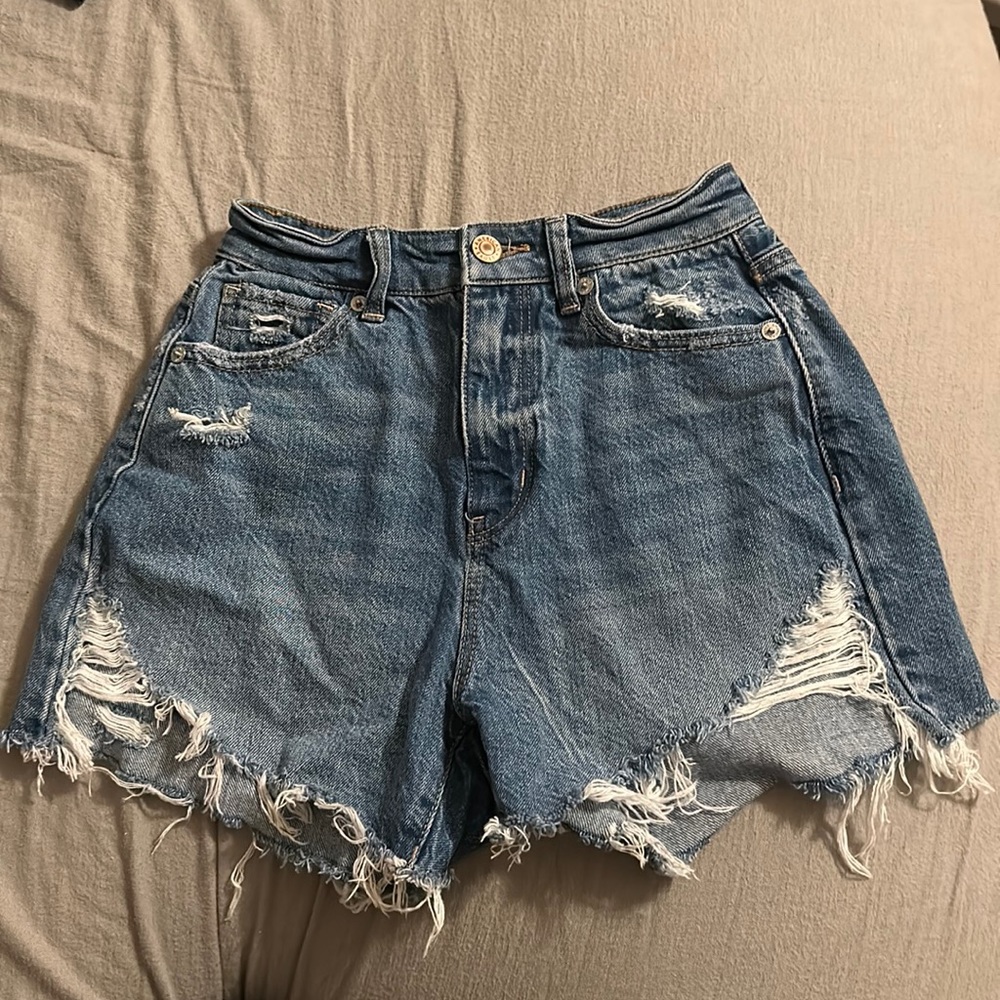 000 American eagle high rise mom short